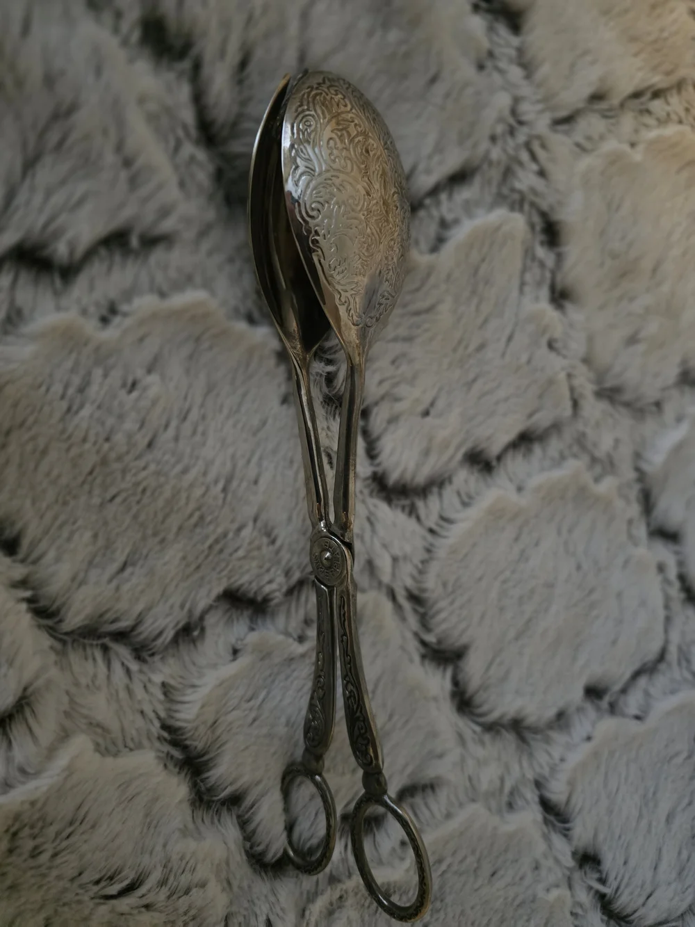 Vintage Antique-Style Silver Plate Serving  Tongs with Ornate Engraving